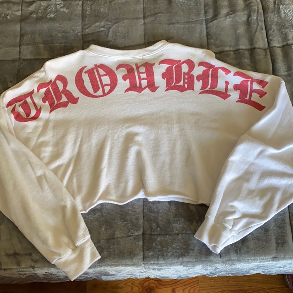 Women’s white cut off sweat shirt